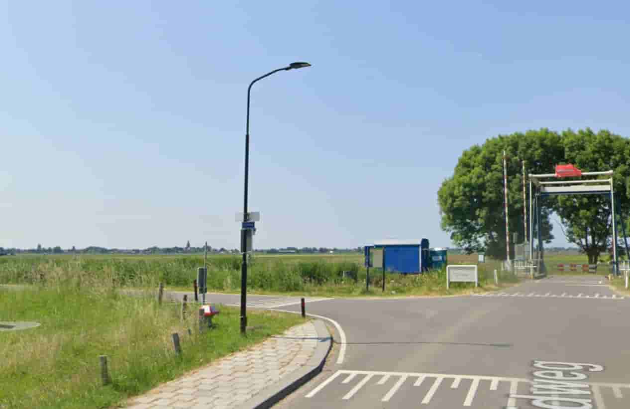 Dirk Breed - IJscocar met ophaalbrug (in het echt)