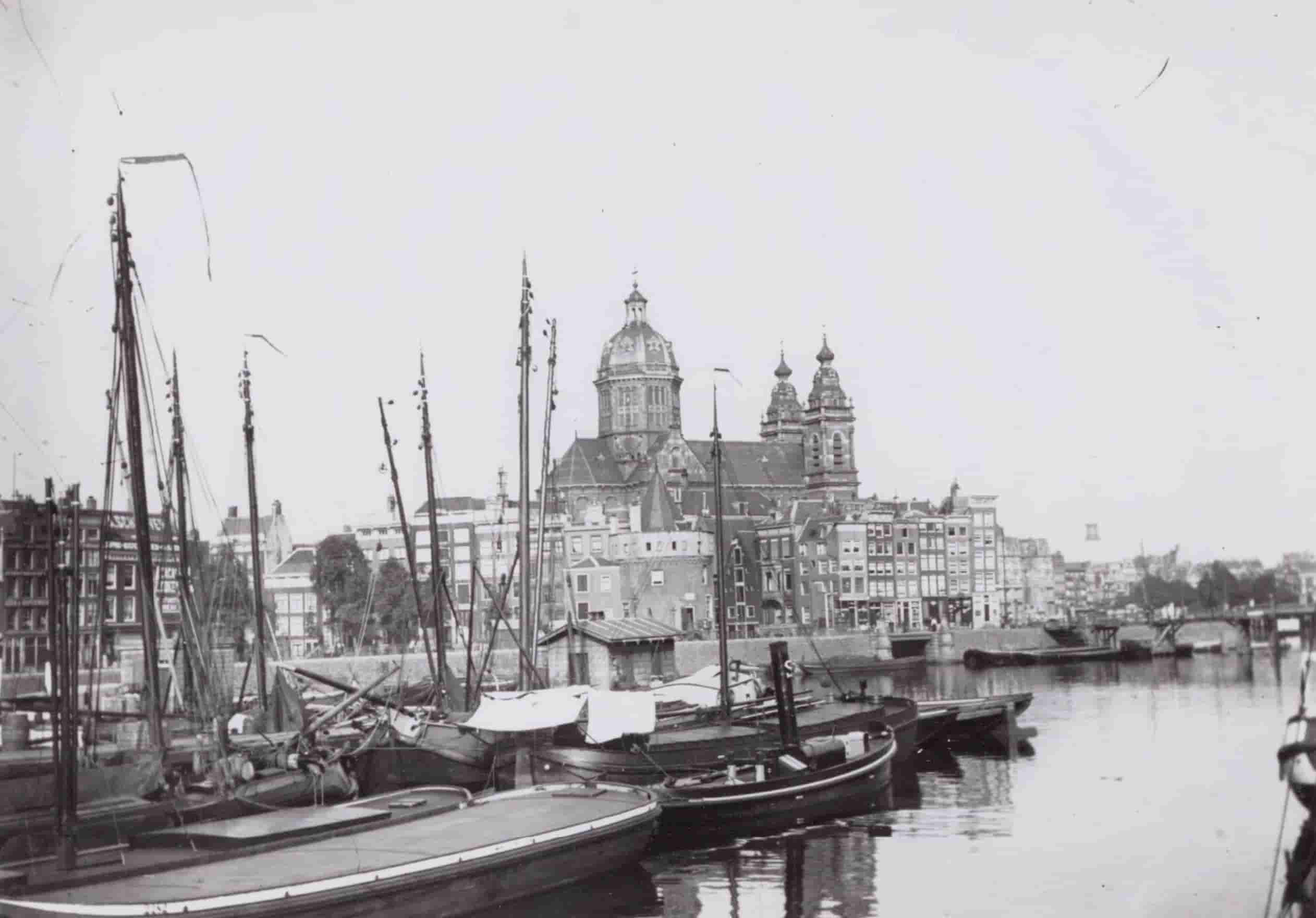 Jan Knikker junior - Open havenfront Amsterdam (in het echt)