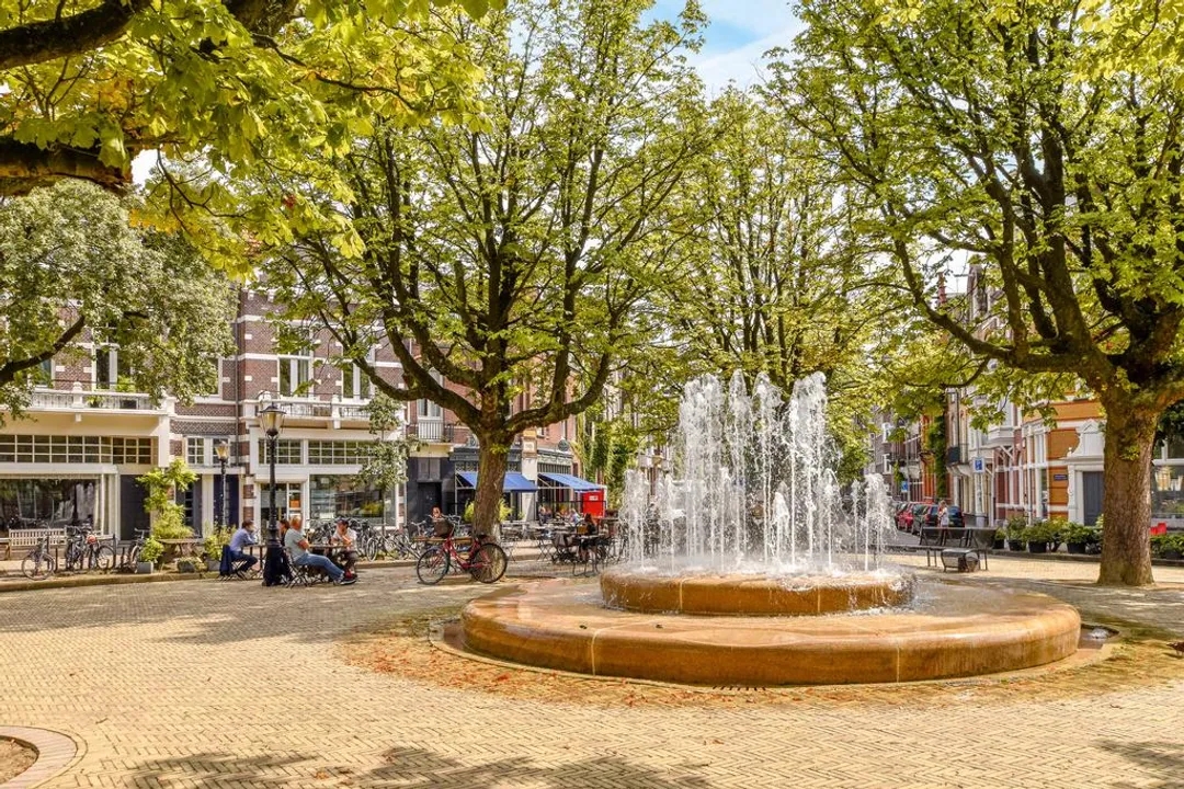 Plein Howeweg in Amsterdam Watergraafsmeer zonder lijst