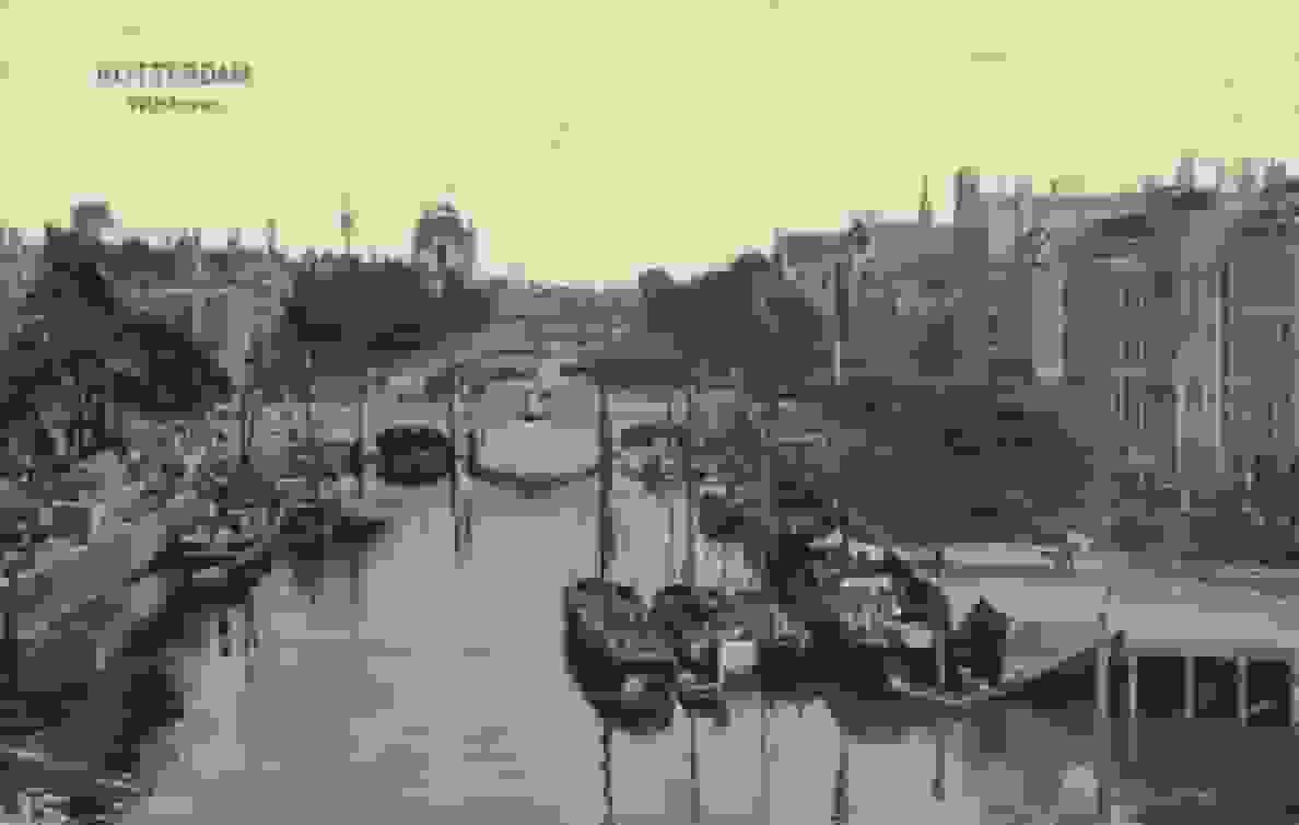 Carl Fahringer - Stoomslepers bij de Regentessebrug te Rotterdam (in het echt)