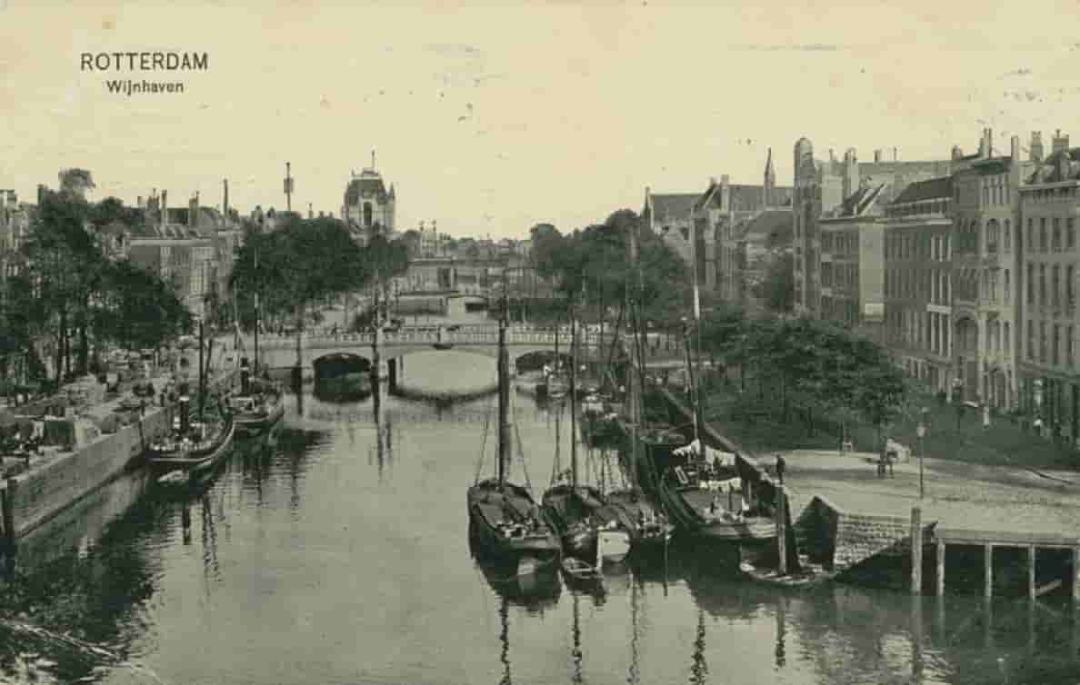 Carl Fahringer - Stoomslepers bij de Regentessebrug te Rotterdam (in het echt)