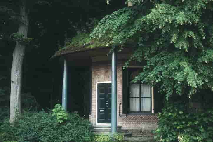 Jan Altink - Het atelierkoepeltje van Siep van den Berg aan het Sterrebos in Groningen (in het echt)