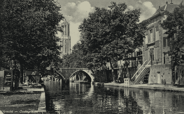 Cornelis Vreedenburgh - Oudegracht Utrecht met Domtoren (in het echt)