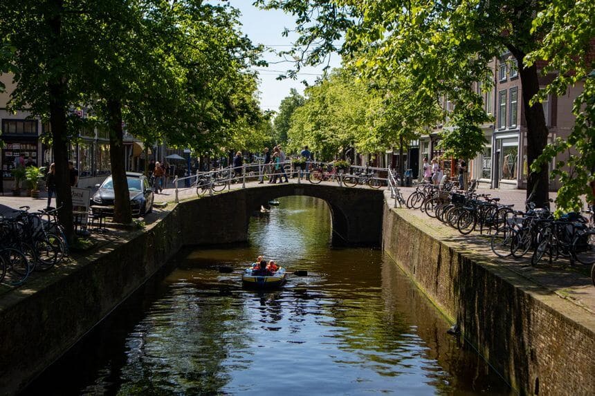 Grachtje Delft zonder lijst