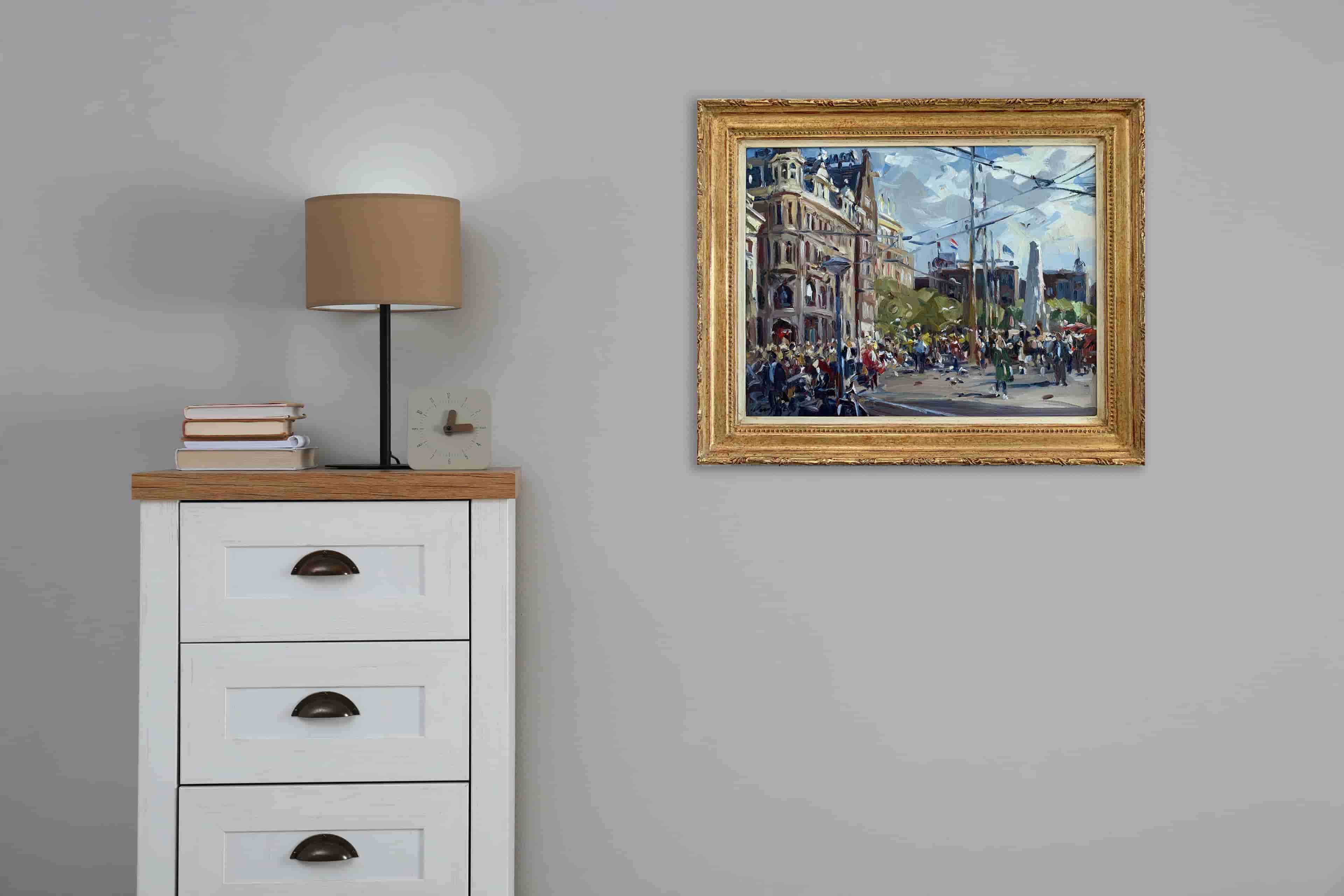 Hans Versfelt - Koningsdag op de Dam in Amsterdam (in interieur)